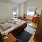 Frane House Vakantiehuis *