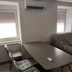 Frane House Knezak