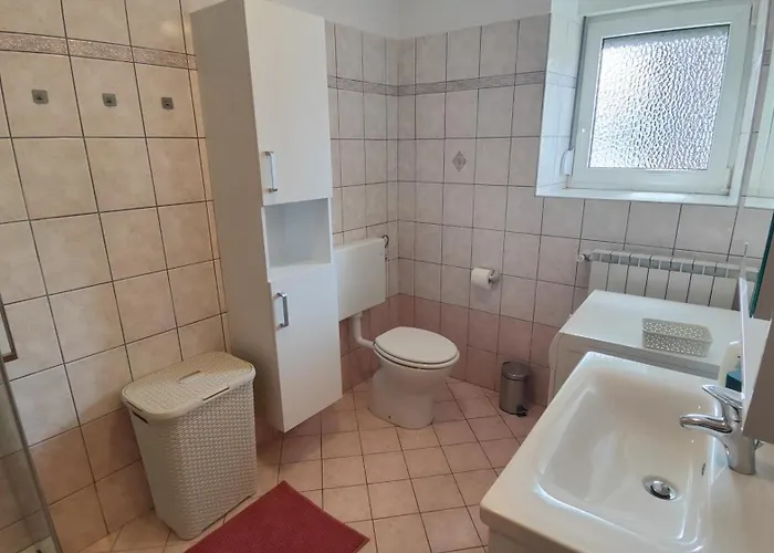 Feriehus Frane House *