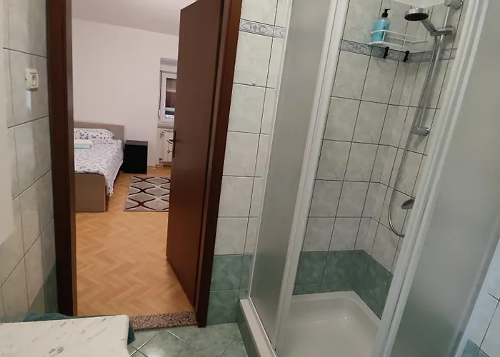 Frane House Feriehus *