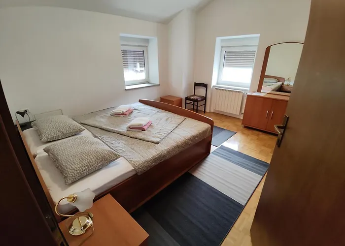 Frane House Feriehus *